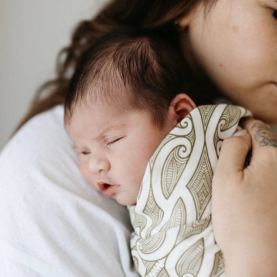 Te Pātiki Pēpi Wrap | Green