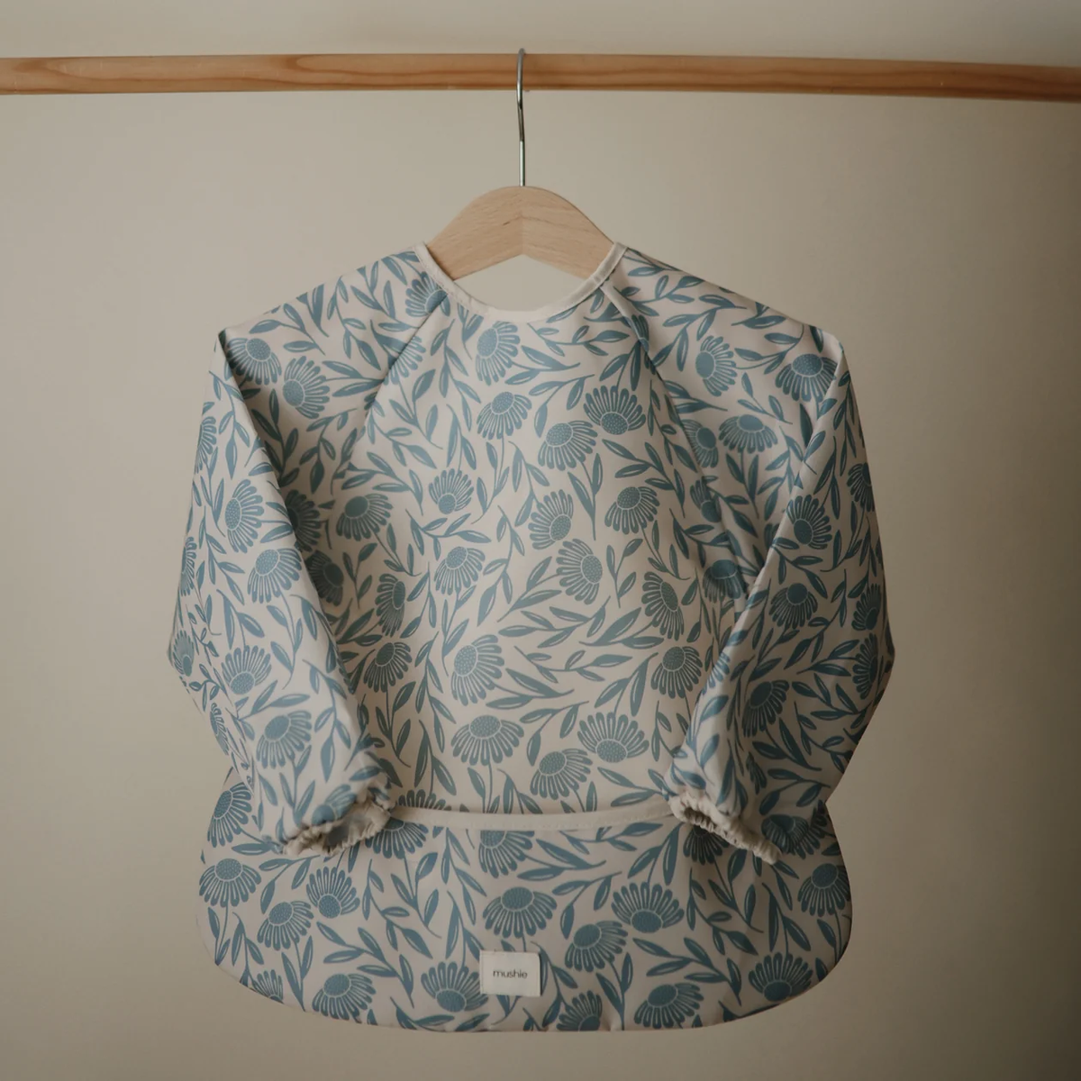 Mushie Long Sleeve Bib