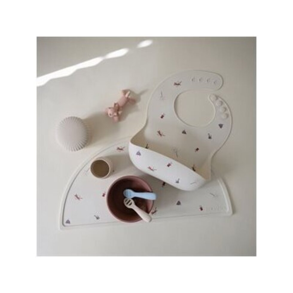 Mushie Silicone Bib - Circus