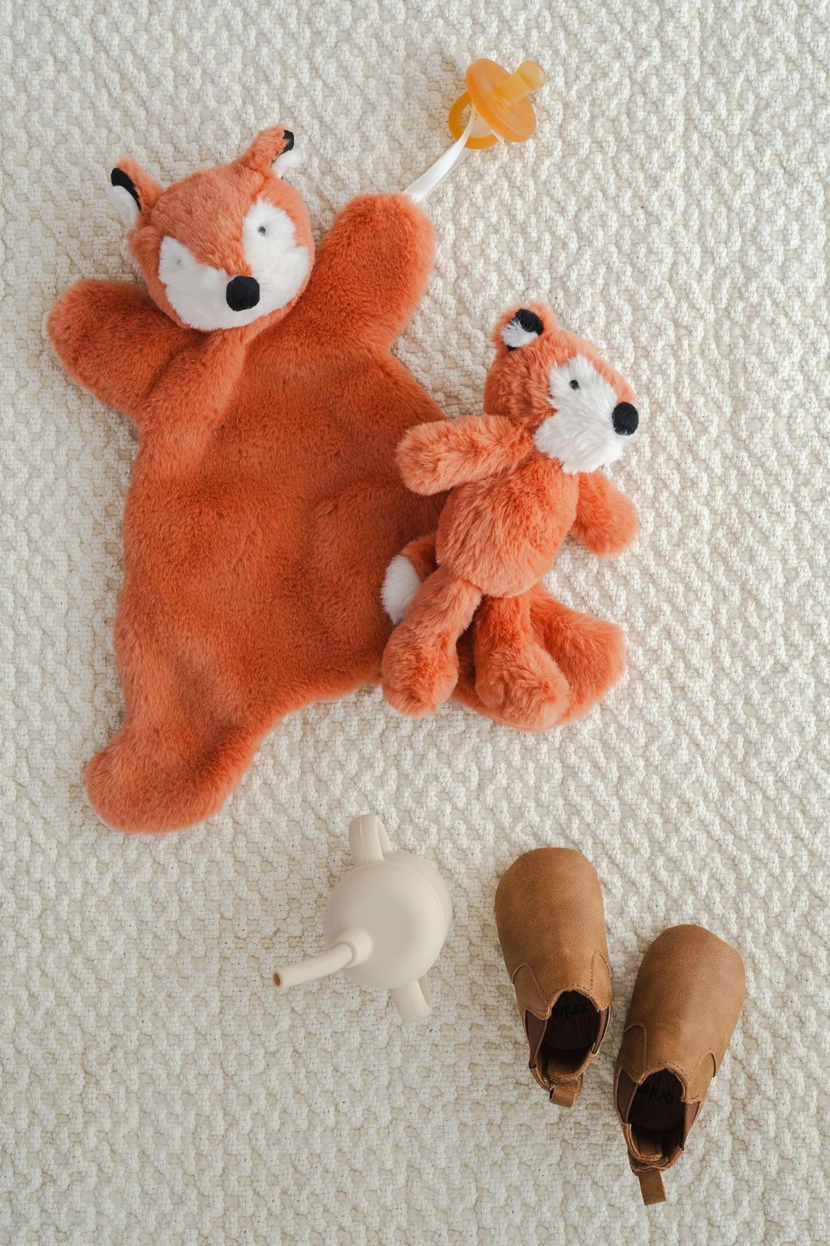 Felix Fox Rattle