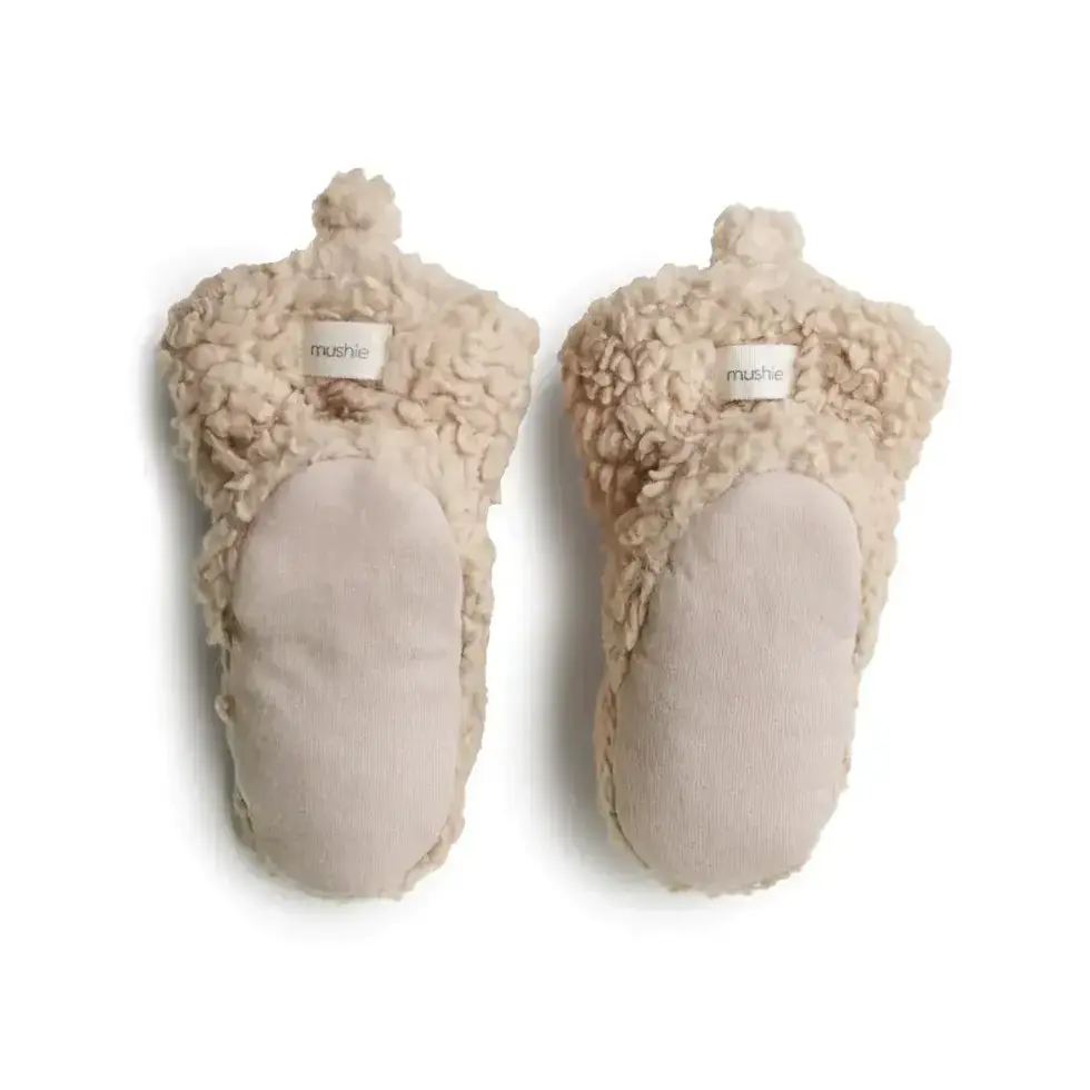 Mushie Cozy Baby Booties