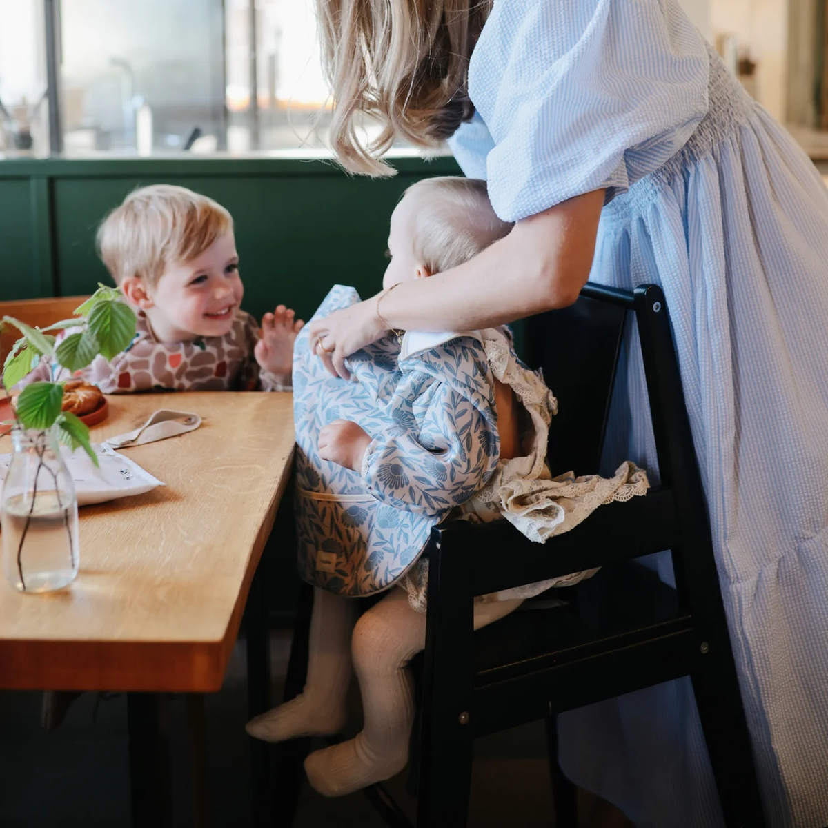 Mushie Long Sleeve Bib