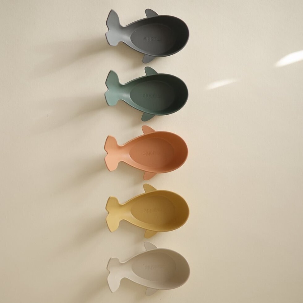 Mushie Whale Bath Stackers - Retrro
