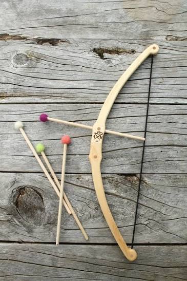 Bow & Arrow Set