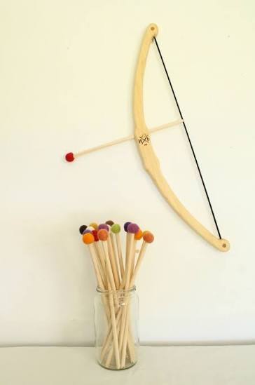 Bow & Arrow Set