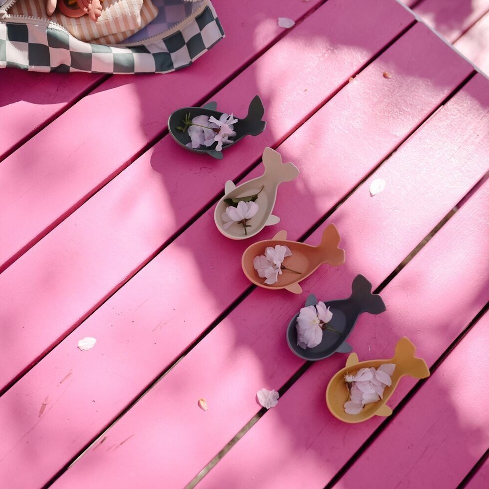 Mushie Whale Bath Stackers - Retrro